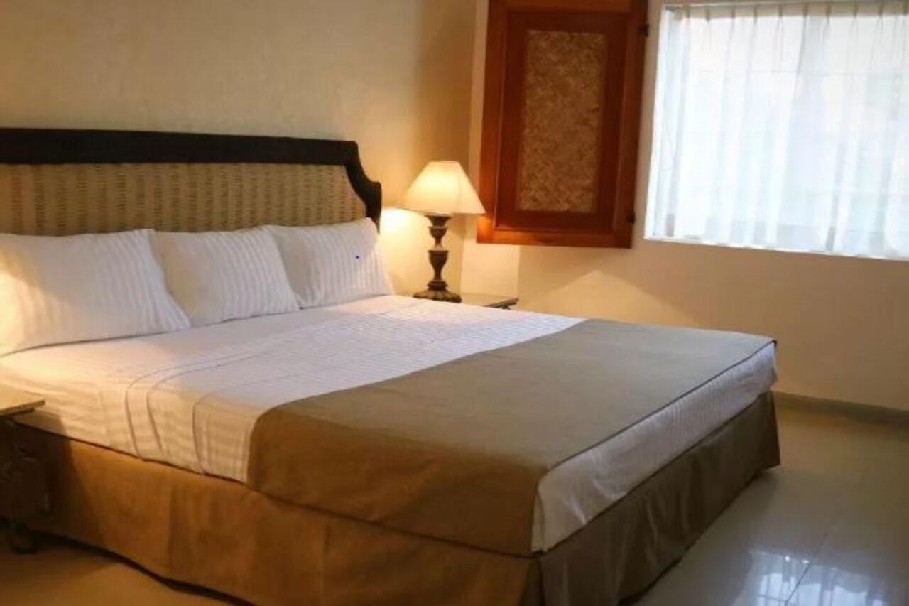 Zar Colima Hotel Екстериор снимка