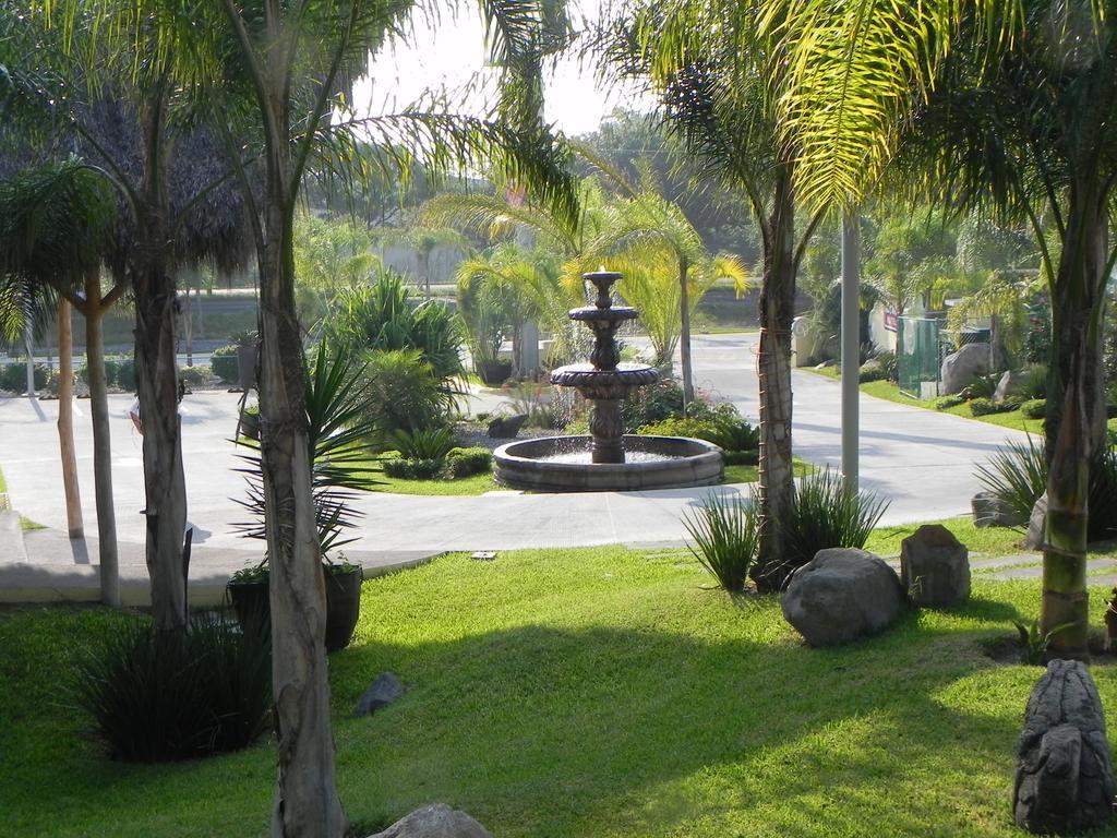 Zar Colima Hotel Екстериор снимка